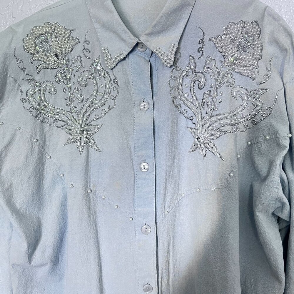 Vtg Elite M Womens Western Shirt Light Blue Pearl & Bead Floral Design Button Up - Picture 1 of 10